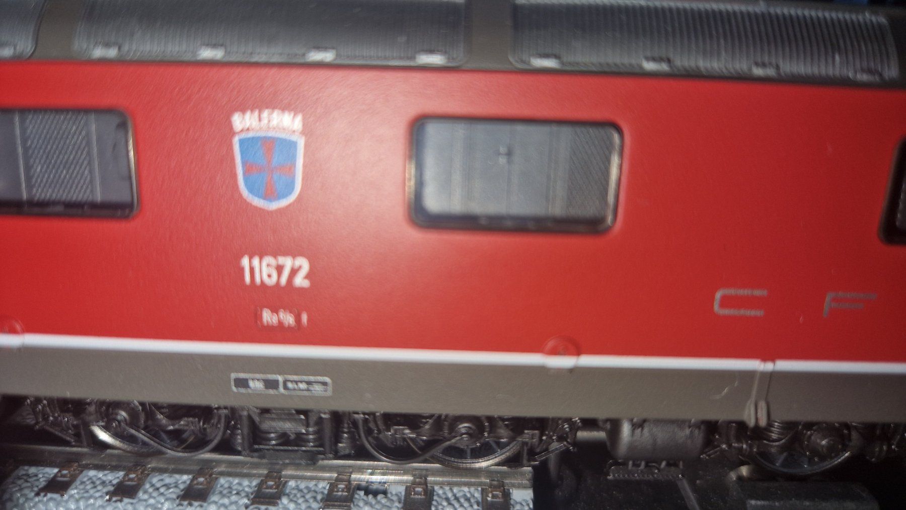Märklin Modellini di ferrovie: Marklin Re 6/6 Balerna + 3 wagons – Usato da Crésuz venduto da lechat07 4