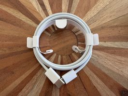 Original USB C Ladekabel Apple neu