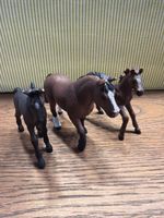 Schleich Pferd mit 2 Fohlen 