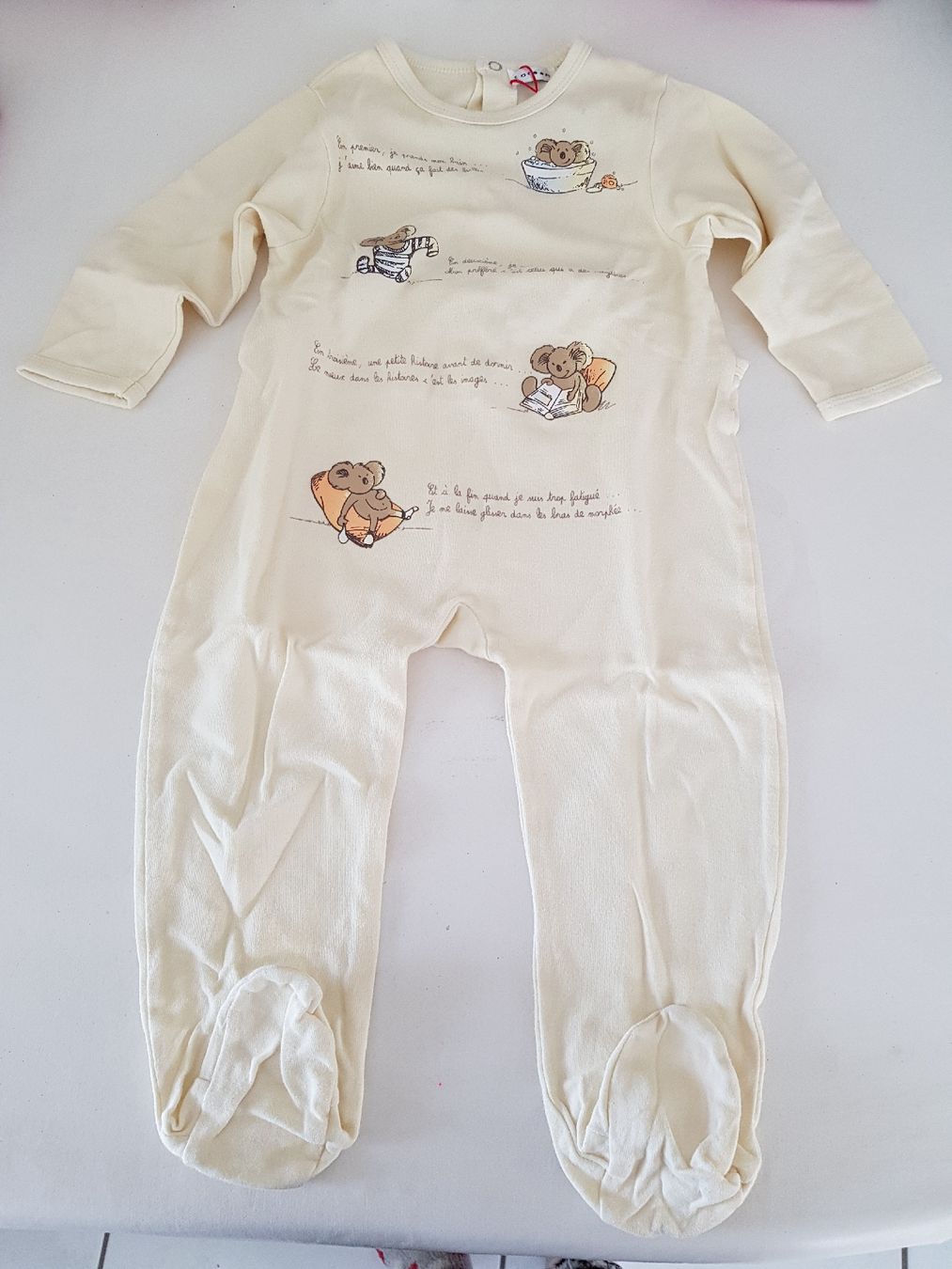 Pyjamas: pyjama – D'occasion à Hermance par Triplebizzo