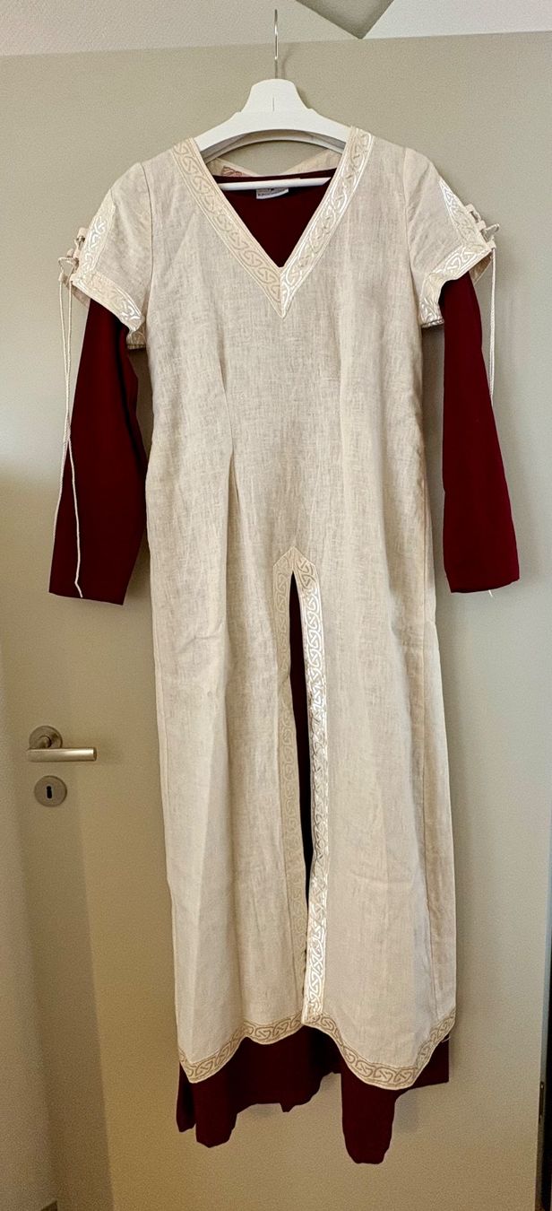 Kostüme: Larp-Gewand "Edelfrau" – Neu und originalverpackt aus Schlieren von Sternli1325 1