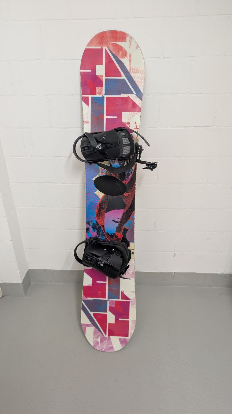 Snowboard Nitro Board: Verschiedene Snowboards Grösse ca. 145-150cm – Usato da Dietlikon venduto da wellseller