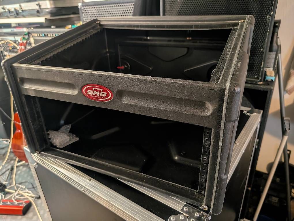 Altri accessori: Skb Rack Koffer 19" Mixer , Effekte . ,DJ Gear – Usato da Pratteln venduto da dado1972 2