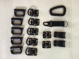 Lot de boucles et mousquetons noirs - parfait été!