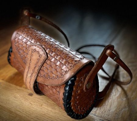 Handgemachte Vintage Ledertasche Umhängetasche braun/schwarz