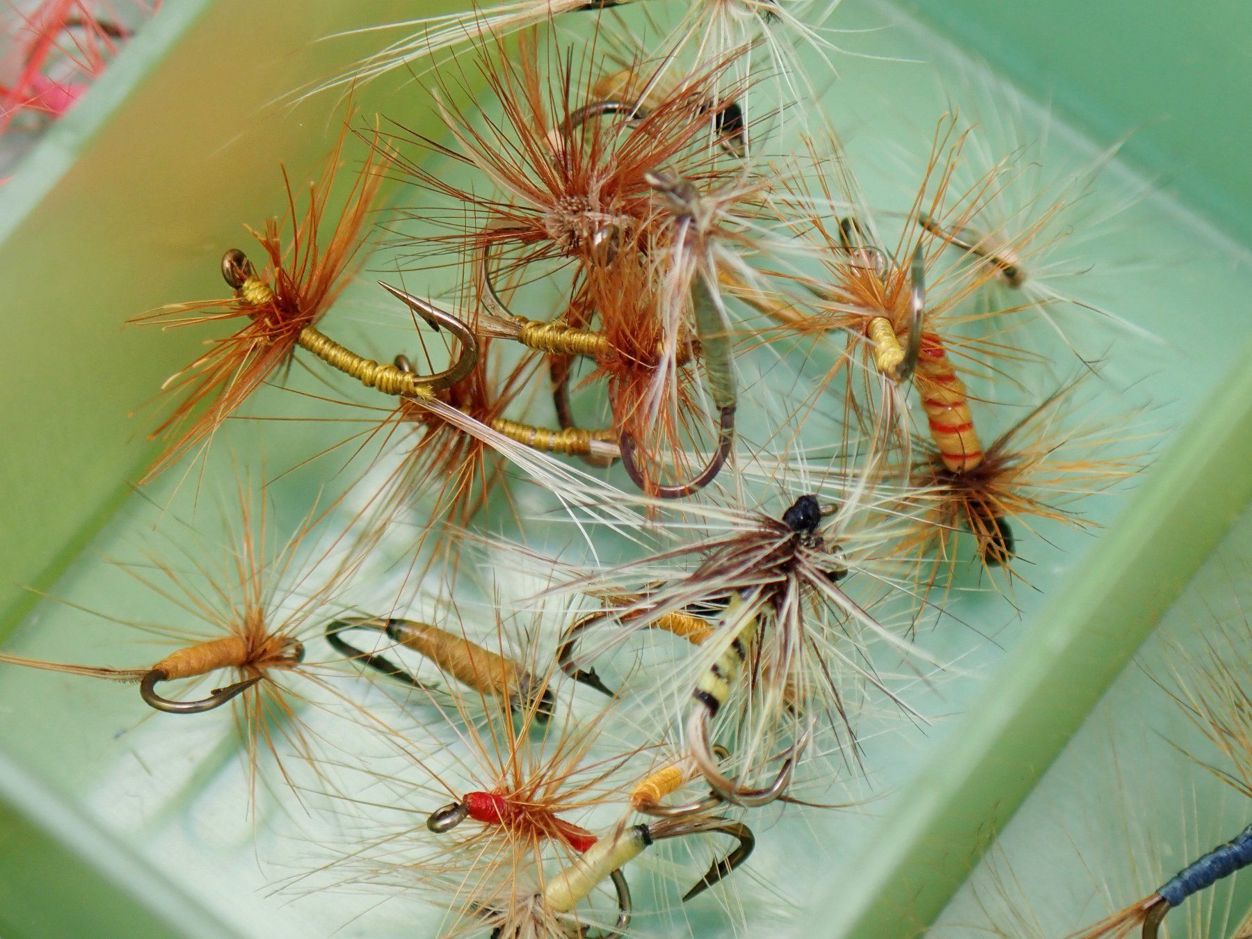 Köder: Fliegen, Fliegenfischen 100 Stück - Total Fr. 40.- – Neu (gemäss Beschreibung) aus Nassenwil von Fwalti01 6