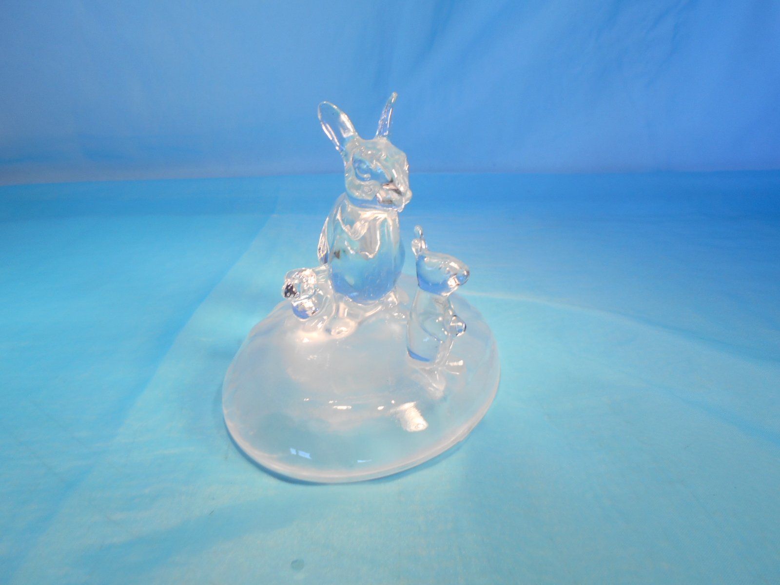 Skulpturen & Statuen: Glasskulptur, Hase und Junge – Neu (gemäss Beschreibung) aus Bellach von JingleCherry 1