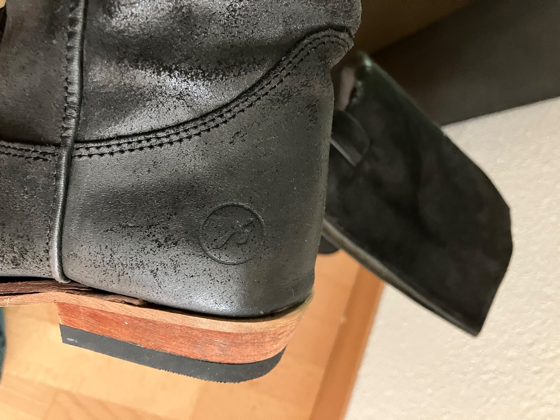 Scarpe da donna: Bronx Kniehohe Lederstiefel mit Lederfutter Gr 38 – Usato da Stäfa venduto da ummroxana 3
