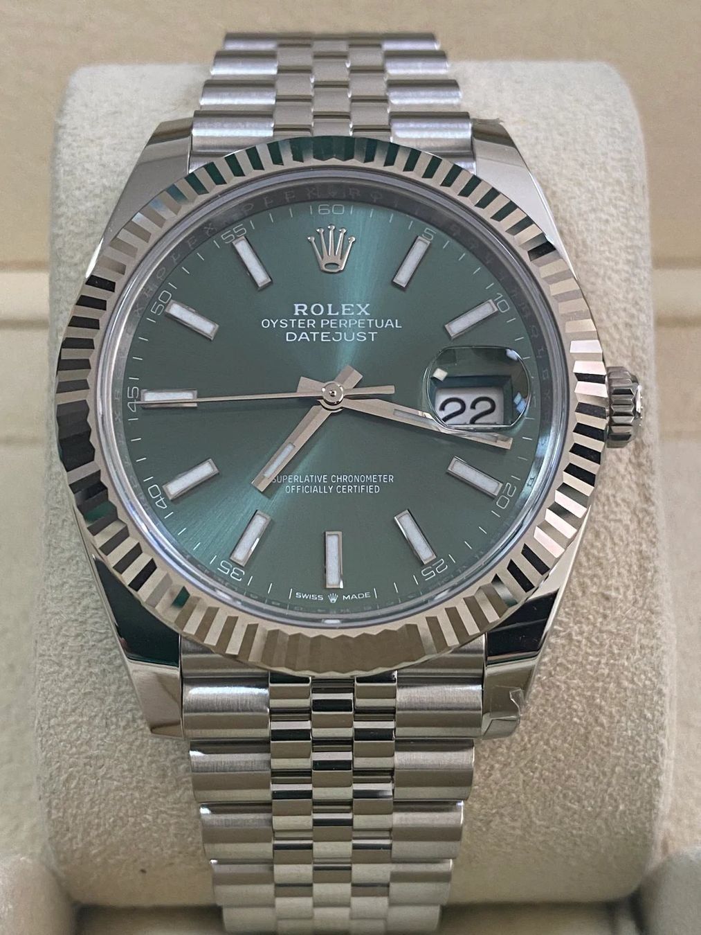 Rolex Orologi: Rolex Datejust 41Mint Green 126334 NEU – Nuovo e nell'imballaggio originale da zürich venduto da Watch.zh 2