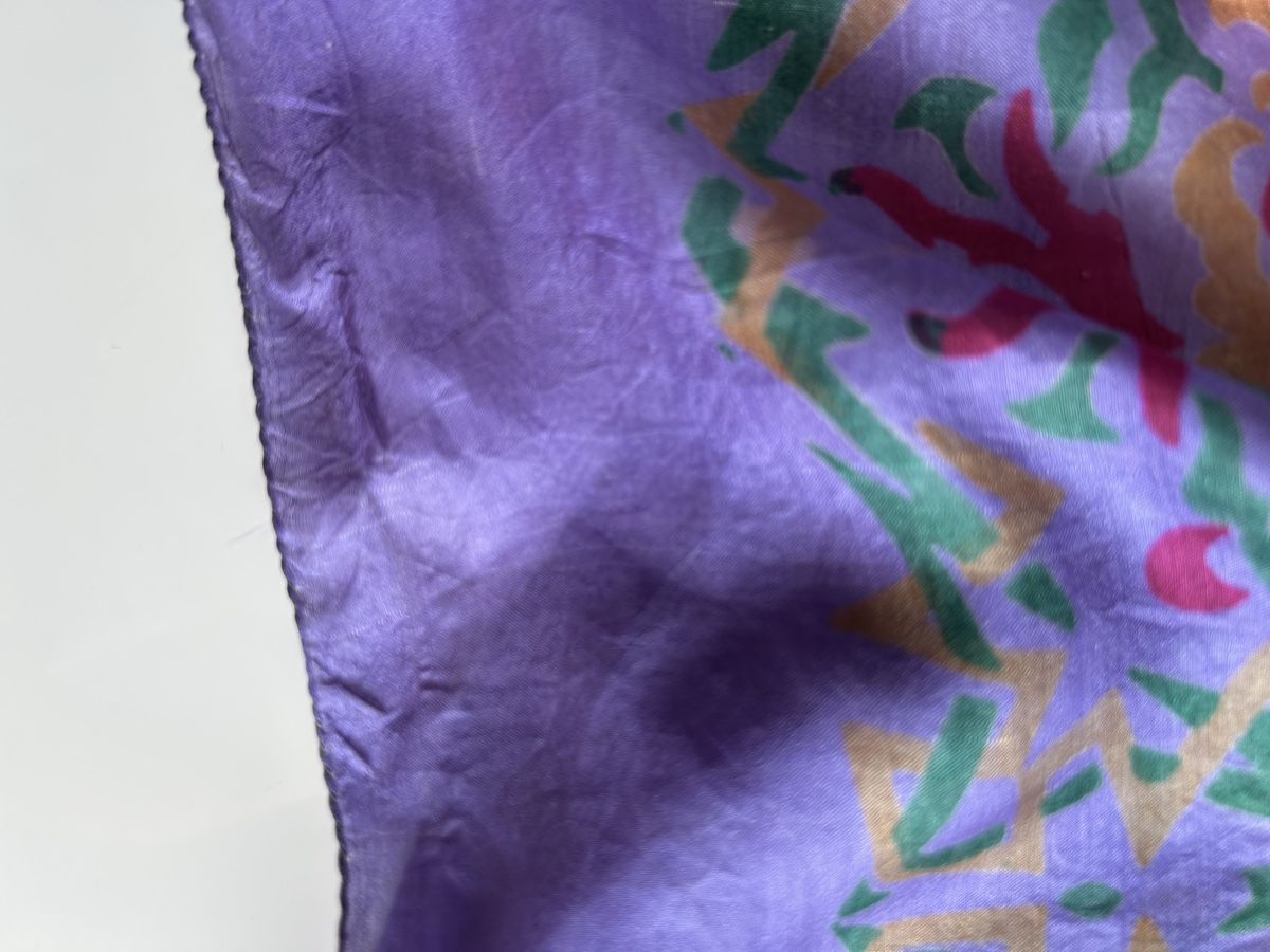 Foulards & écharpes: Silk Scarf Purple Floral Print – D'occasion à Saland par ele_vc96 3