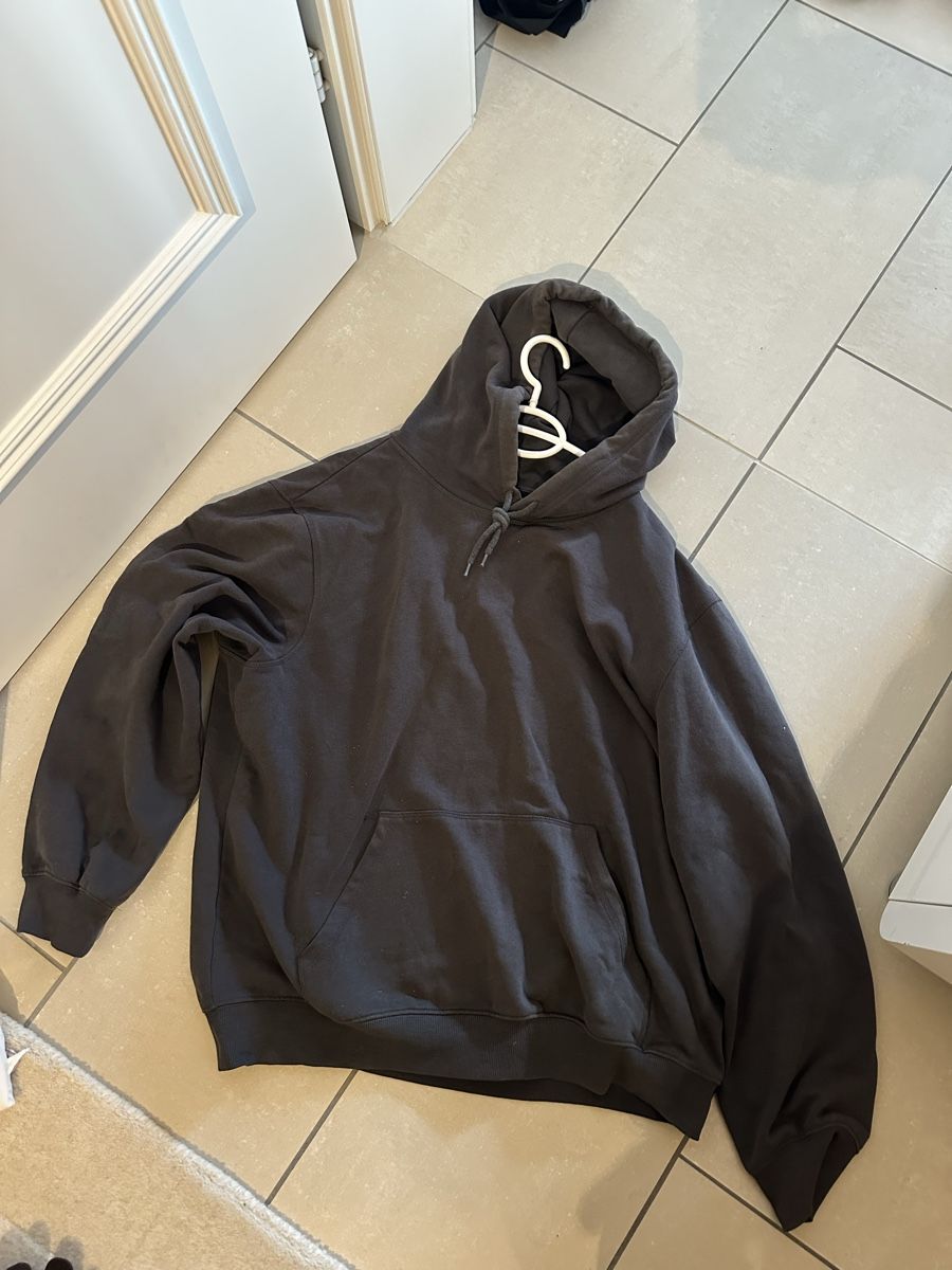 H&M Pullover & Sweatshirts: Pullover relaxed Fit - size L – Gebraucht aus Zürich von SunnySeller