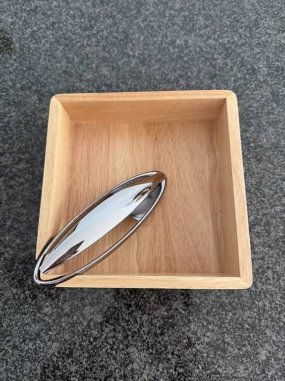 Appareils de cuisine: Nussknacker mit Holzschale – Neuf avec emballage d'origine à Zürich par vanylli 1