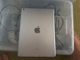 Ipad 6. Generation 32Gb  - A1893 - Guter Zustand