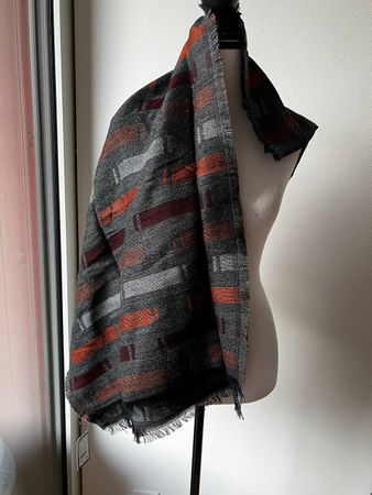 Neue Schal