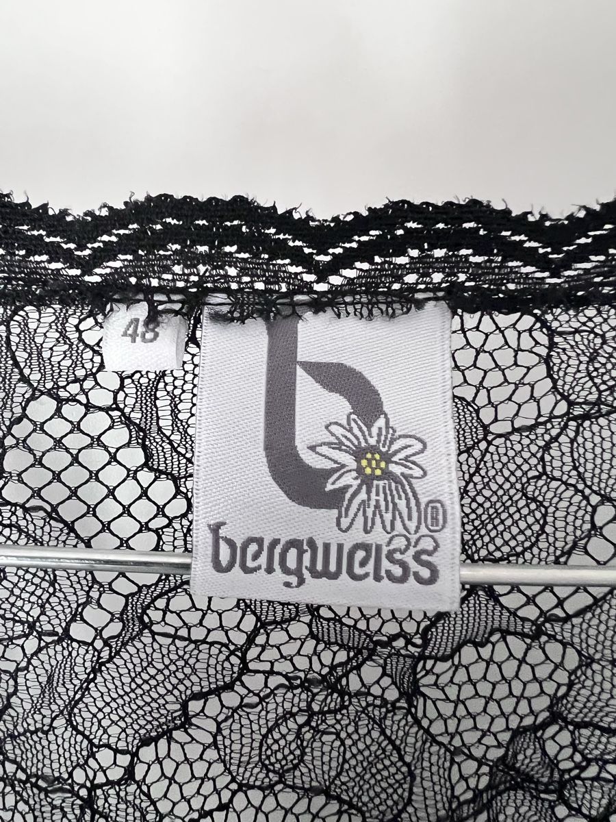 Camicette: Bergweiss Spitzen Dirndl Bluse 48 schwarz -  – Nuovo (secondo la descrizione) da Unterterzen venduto da syllalex 1
