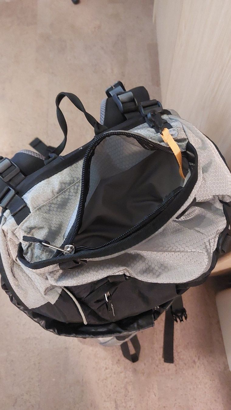 Deuter Rucksäcke: Deuter Wanderrucksack Act Lite 40 + 10 – Gebraucht aus Visp von WinWin247 7