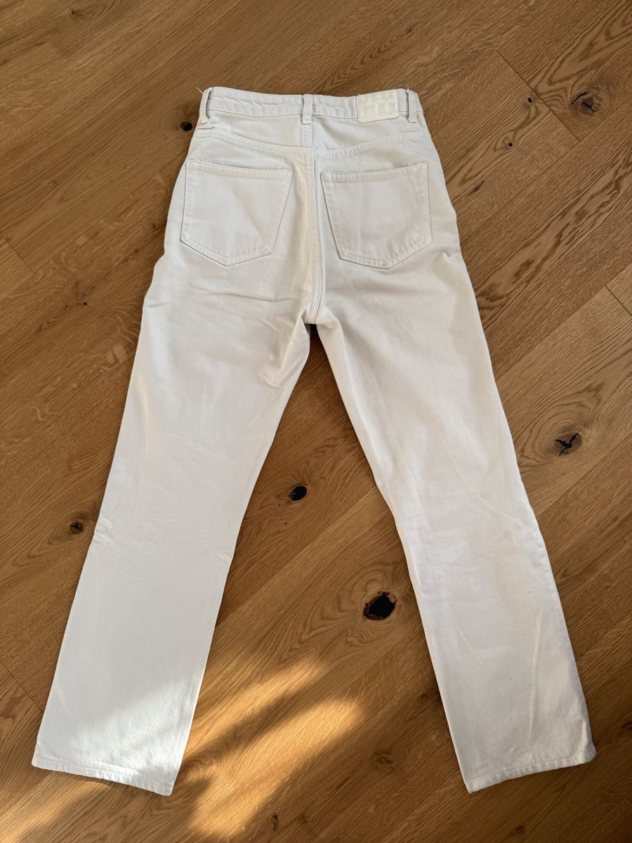 Weekday Jeans: BEIGE WEEKEND JEANS W26 L30 – D'occasion à Rain par vsekruto 3