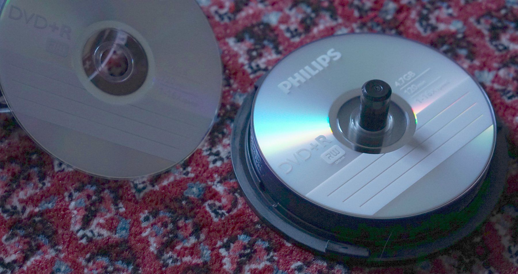 Tutti i DVDs: DVD +R Rohlinge auf Spindel – Usato da Winterthur venduto da Phicardo