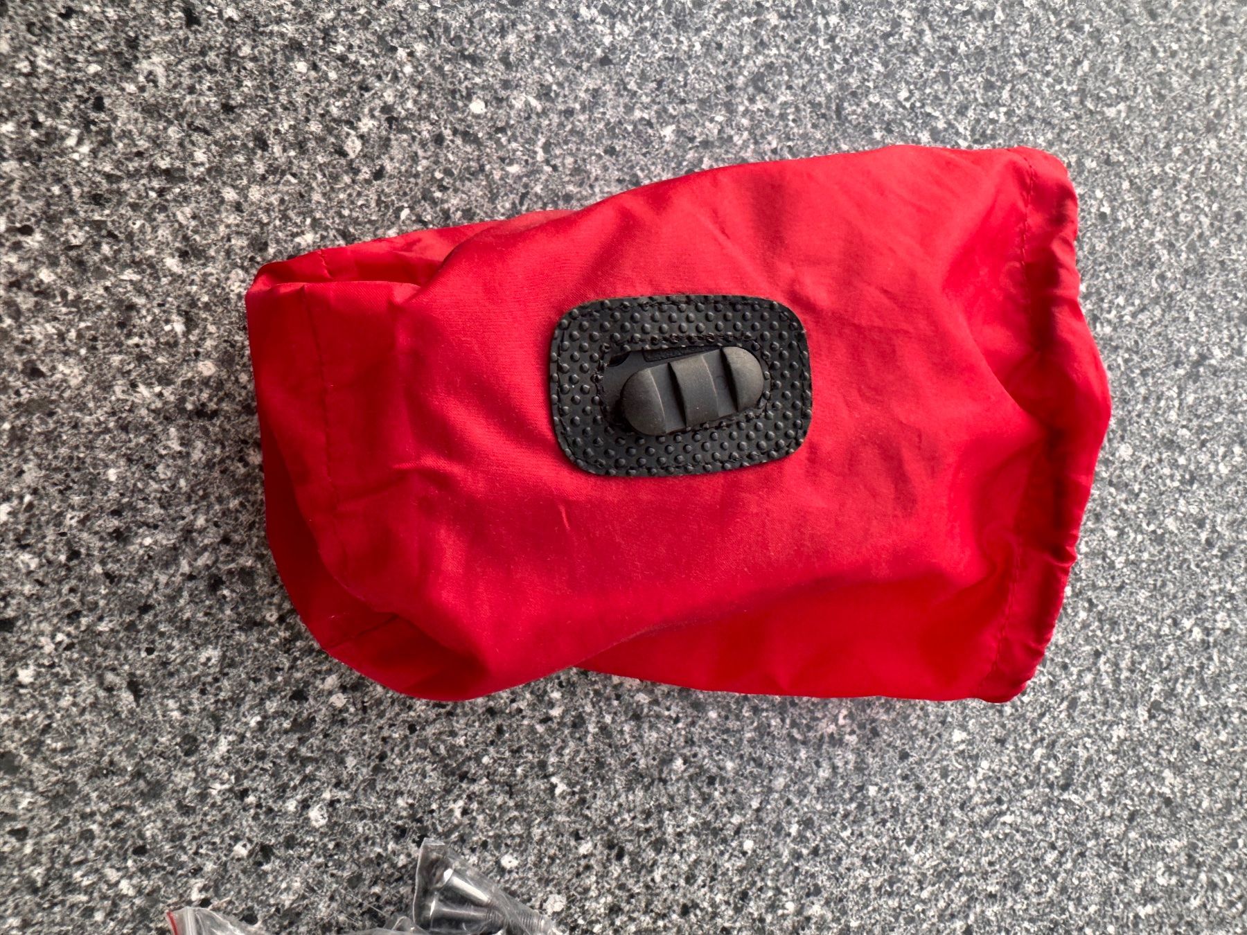 Taschen: Abus Velotasche , schwarz mit Cover – Gebraucht aus Lausanne von Sittingredbull 5
