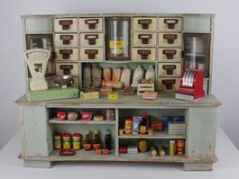 Alter Kaufladen Holz Kaufmannsladen mit Zubehör Vintage