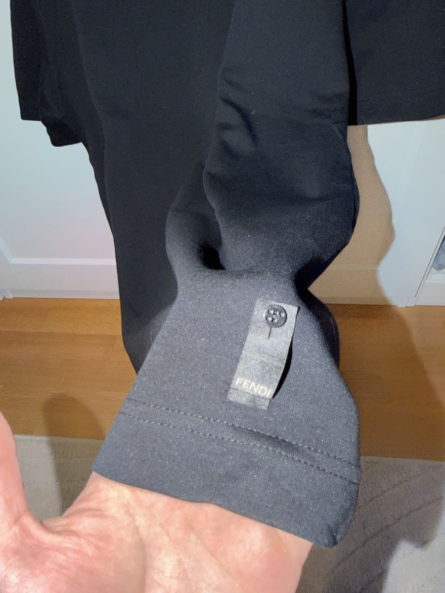 T-shirt: FENDI ROMA L Relax – Usato da Cortaillod venduto da auraya22 2