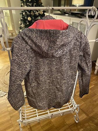 Übergangs/Outdoorjacke mit Kapuze Gr.152