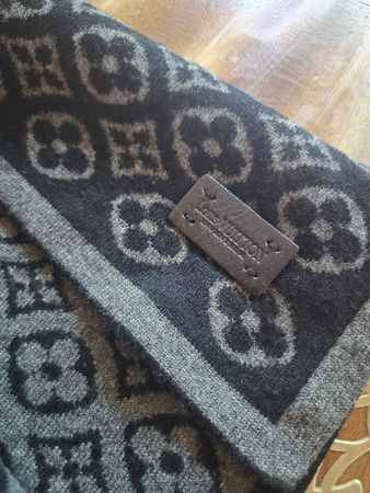Louis Vuitton Schal grau/schwarz 100% Kaschmir 