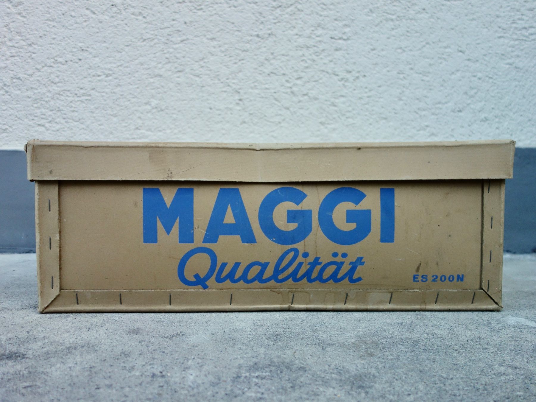 Transportkisten: Vintage Verpackung MAGGI Schachtel Karton – Gebraucht aus Kerzers von bottlesandboxes 1