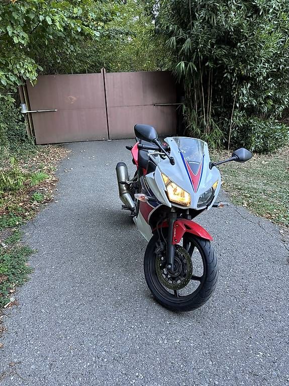 Strada: Cbr 300 r – Usato da Versoix venduto da leo_b2yk 4