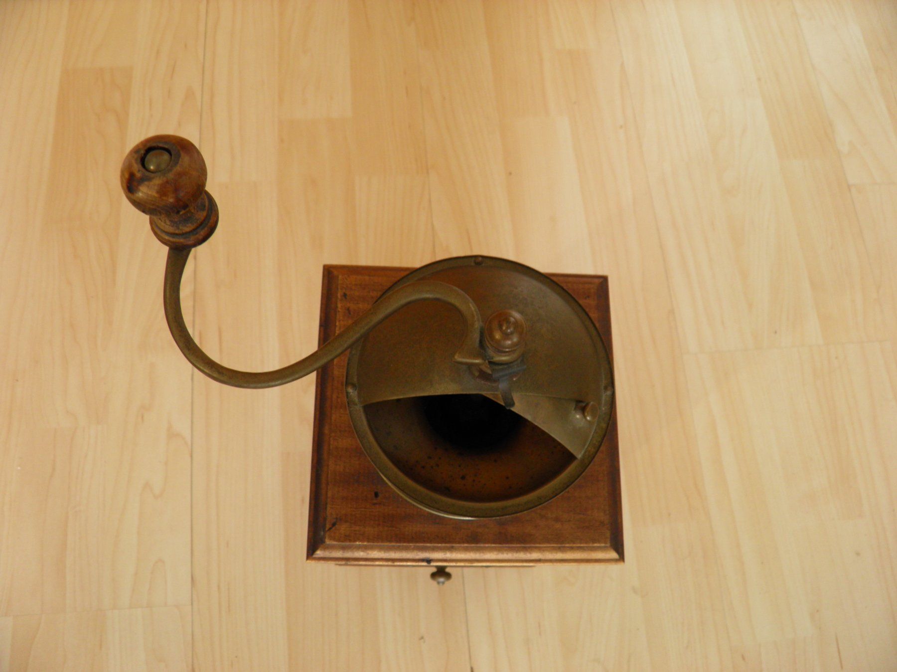 Elettrodomestici da cucina: Vintage Kaffeemühle – Usato da Triesen FL venduto da Trigon 4