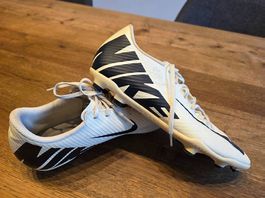 Fussballschuhe Gr 42