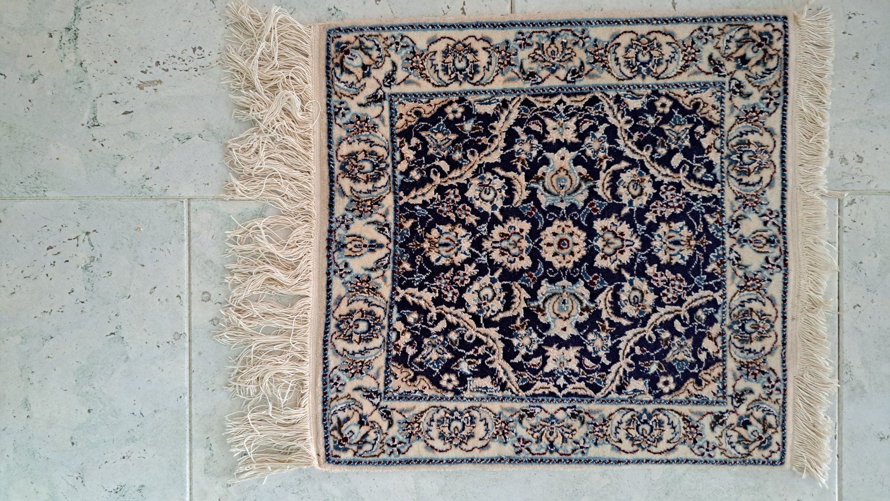 Nain Tappeti: Nain Teppich Rarität – Usato da Pfäffikon ZH venduto da Valsangiaccomo