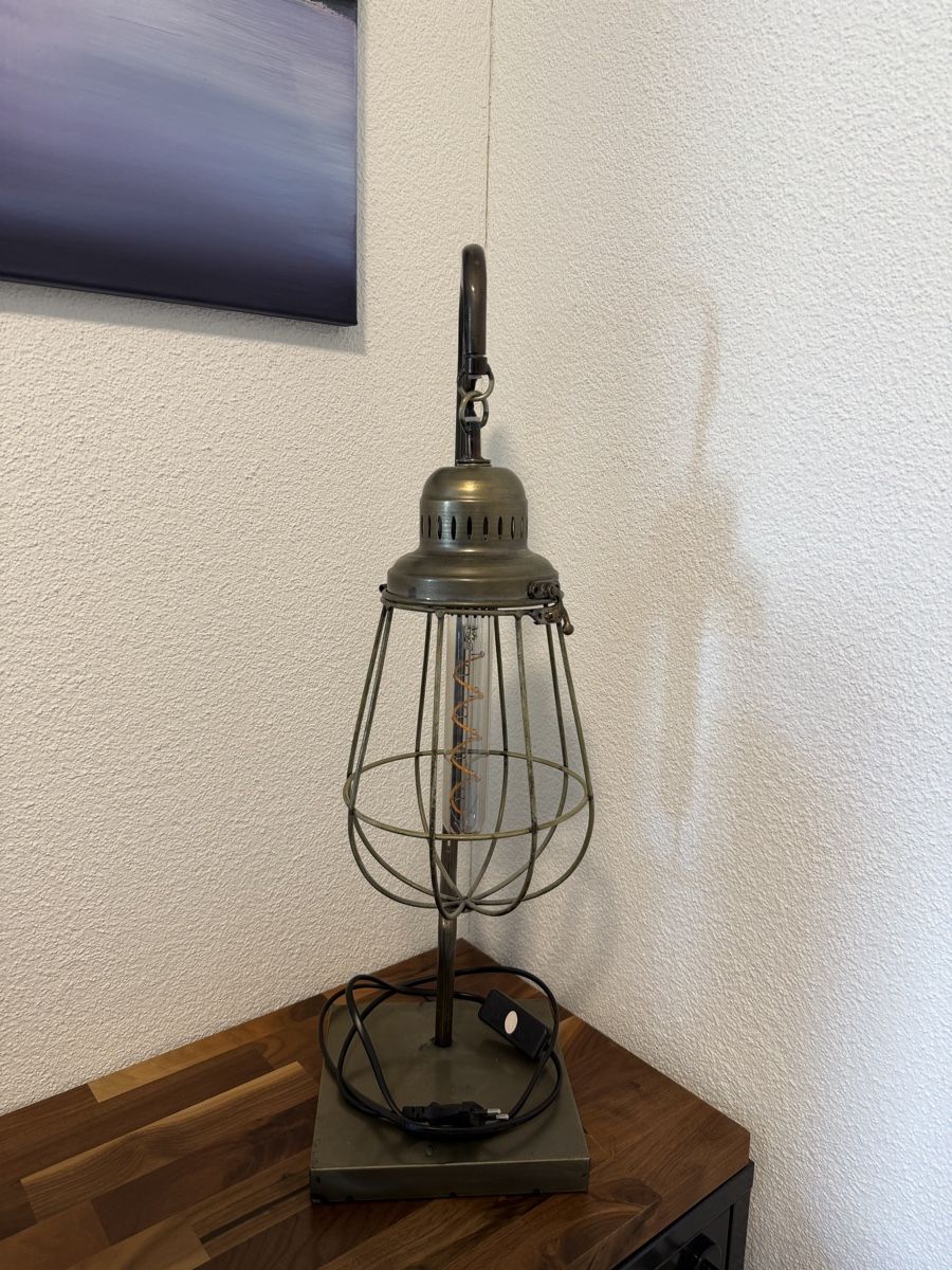 Lampen: Tischlampe  – Gebraucht aus Waltenschwil von Shira4 1