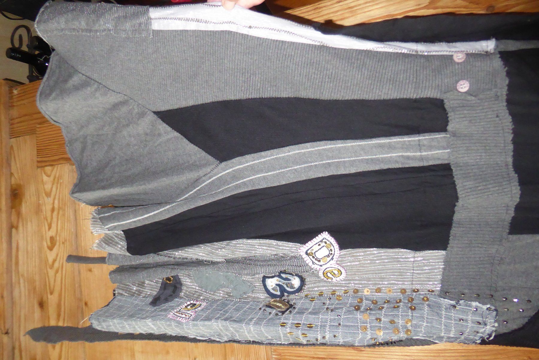 Desigual Vestiti: Langarm Kleid Gr L Desigual – Usato da Sargans venduto da Benziner 1