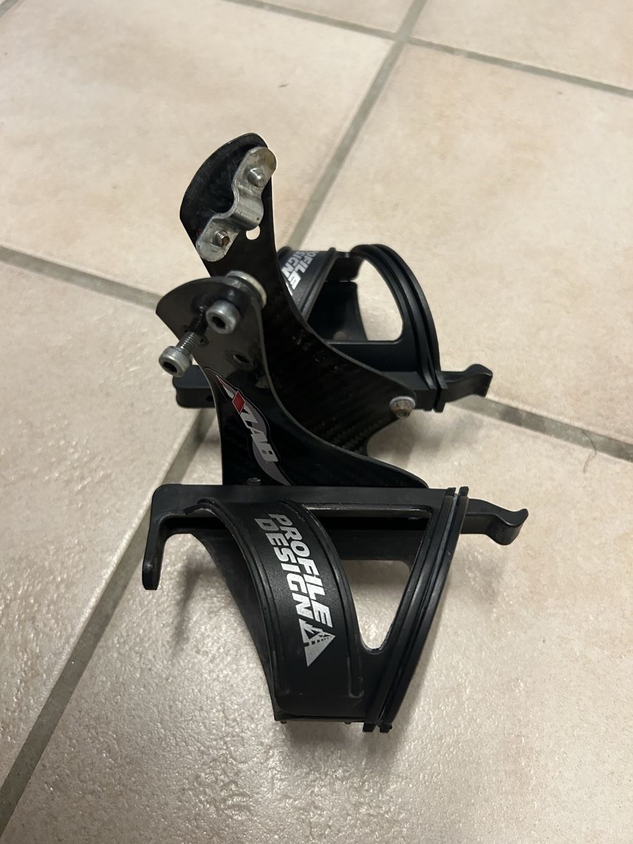 Ersatzteile: Bidonhalter / Triathlon – Gebraucht aus Frick von manasvelanile 1