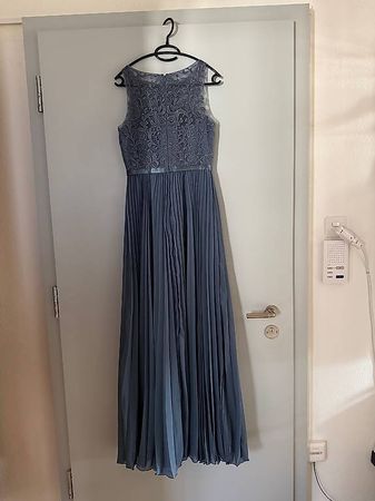 Verkaufe mein nie getragenes Abendkleid