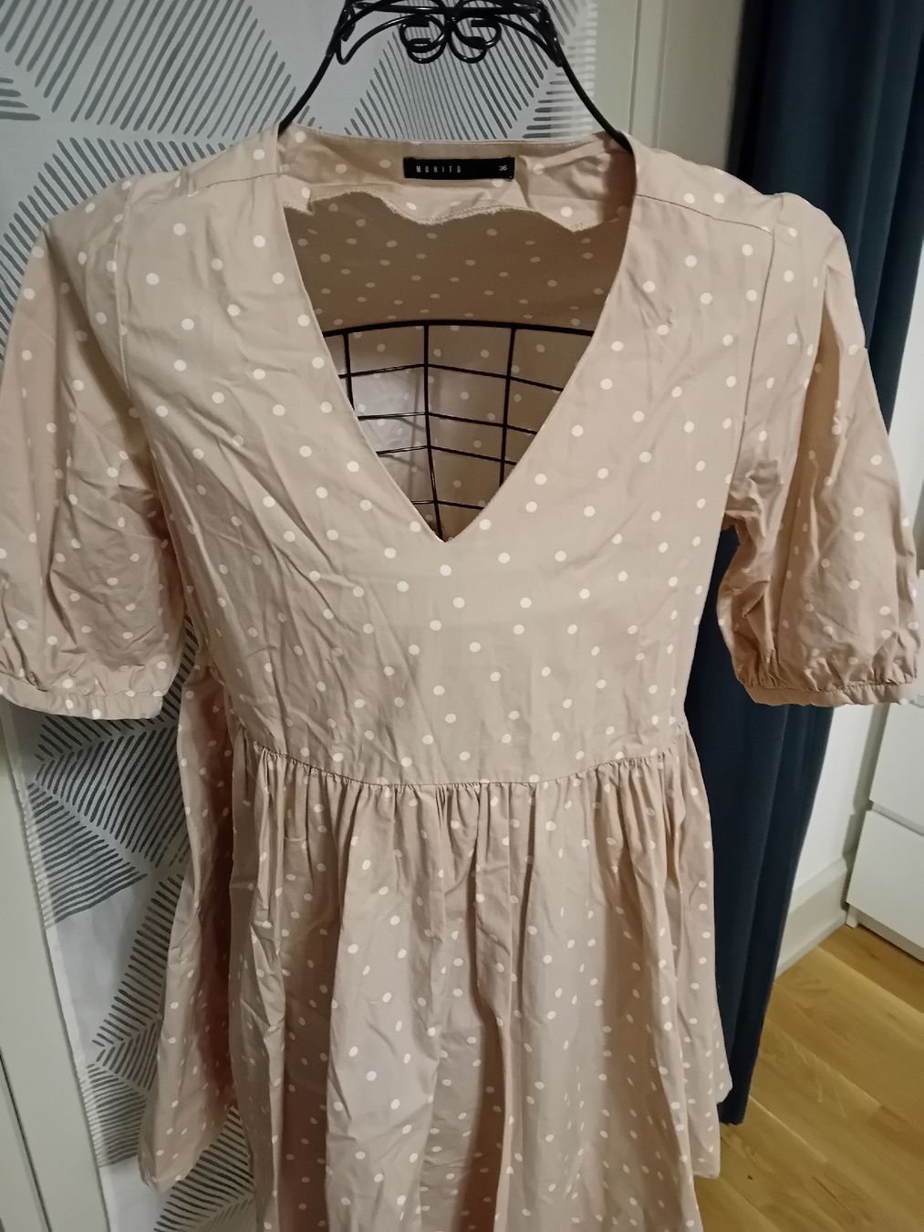 Vestiti: kleid von Mohito gr 36 – Nuovo (secondo la descrizione) da zürich venduto da janjaz 1
