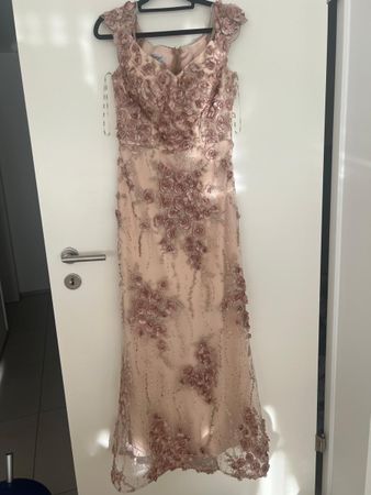 Festliches, elegantes Abendkleid mit Rosen, Grösse 36