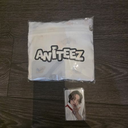 ateez aniteez carry-on-bag with yeosang photocard