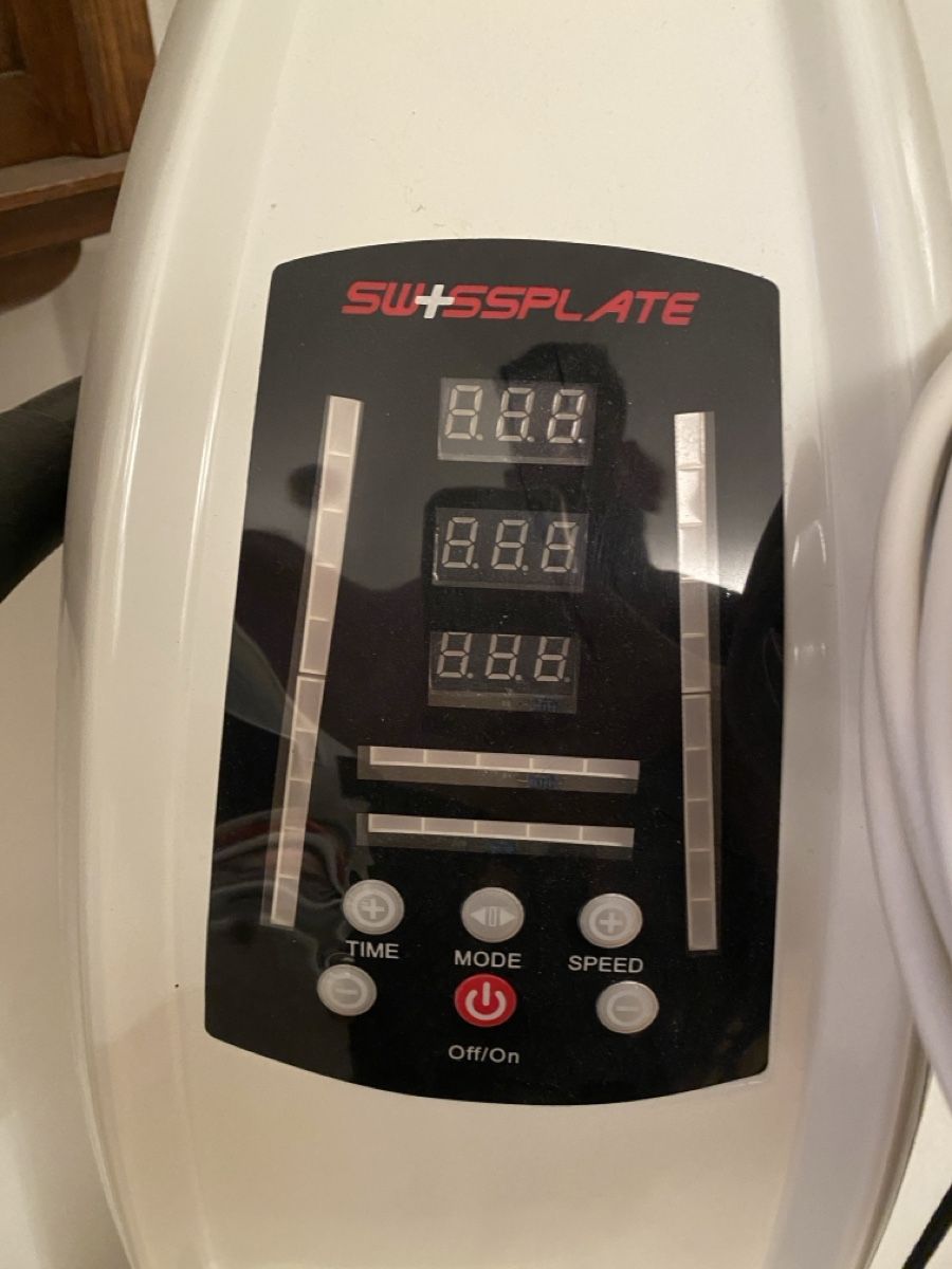 Power Plate Hometrainer: Powerplate Vibrationsplatte, weiss, gebraucht – Gebraucht aus Ostermundigen von KLQ 1