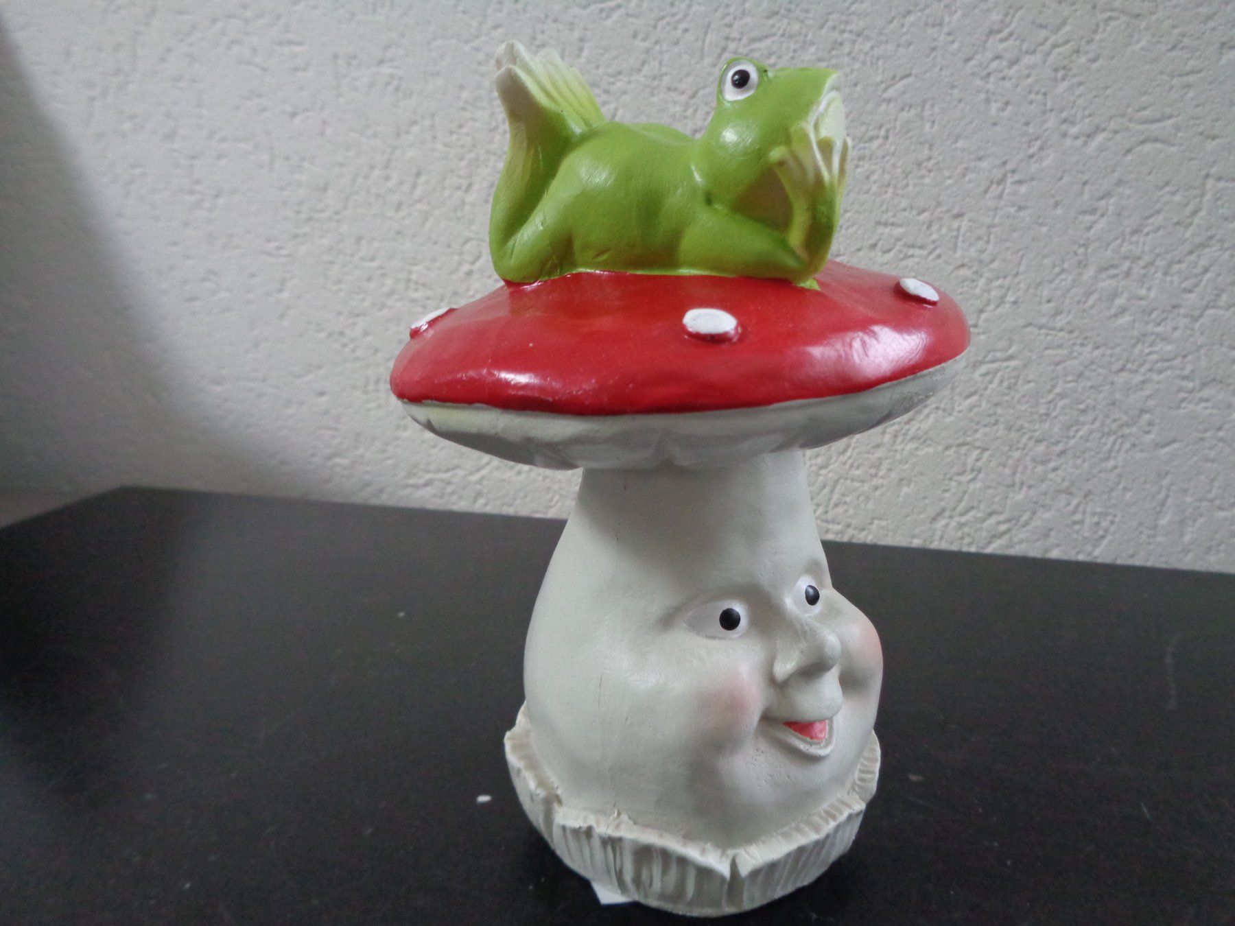 Statuette: Pilz mit Gesicht (15 cm) – Nuovo e nell'imballaggio originale da Langenbruck venduto da Gumsi 2