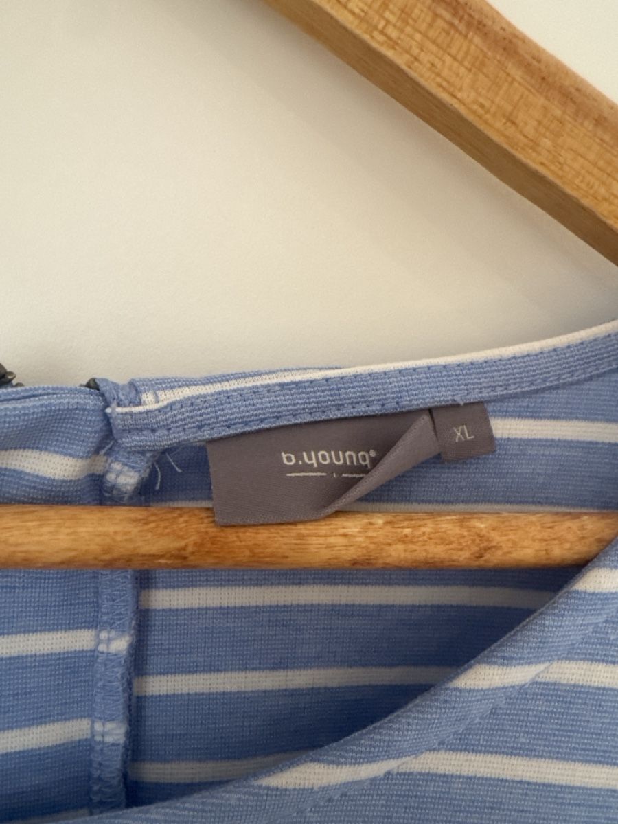 Robes: Kleid gestreift  – D'occasion à Bülach par Mellinchen30 1