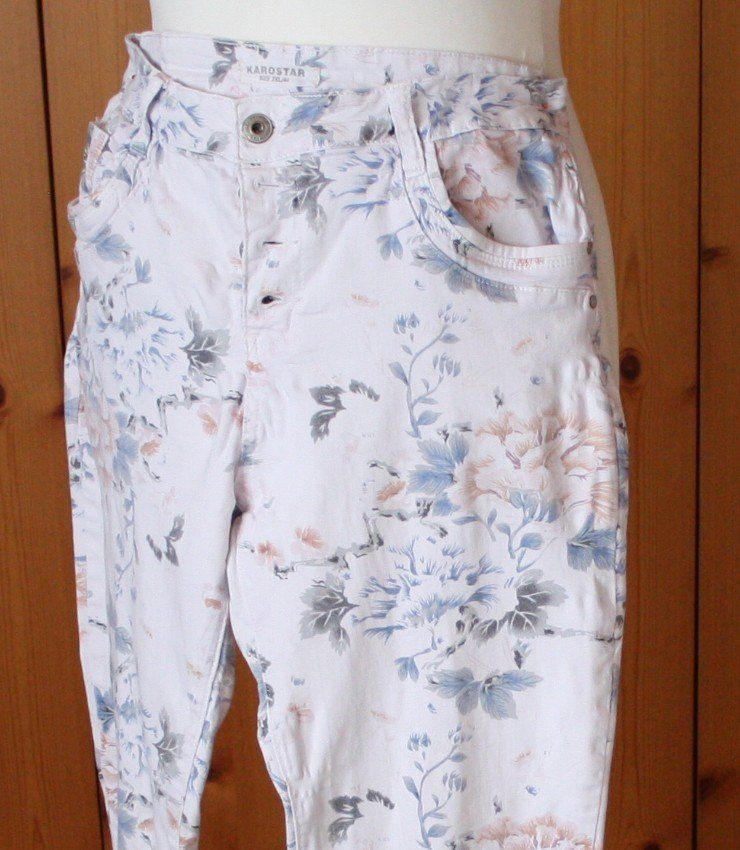 Hosen: Hose KAROSTAR weiss - bunt Gr. 44 – Gebraucht aus Flüelen von Diversicum-Curvy 3