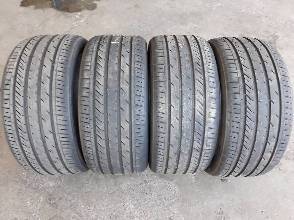 Pneumatici & Ruote complete: Sommerpneu  255 / 35 20 – Usato da Schmerikon venduto da 1qw2