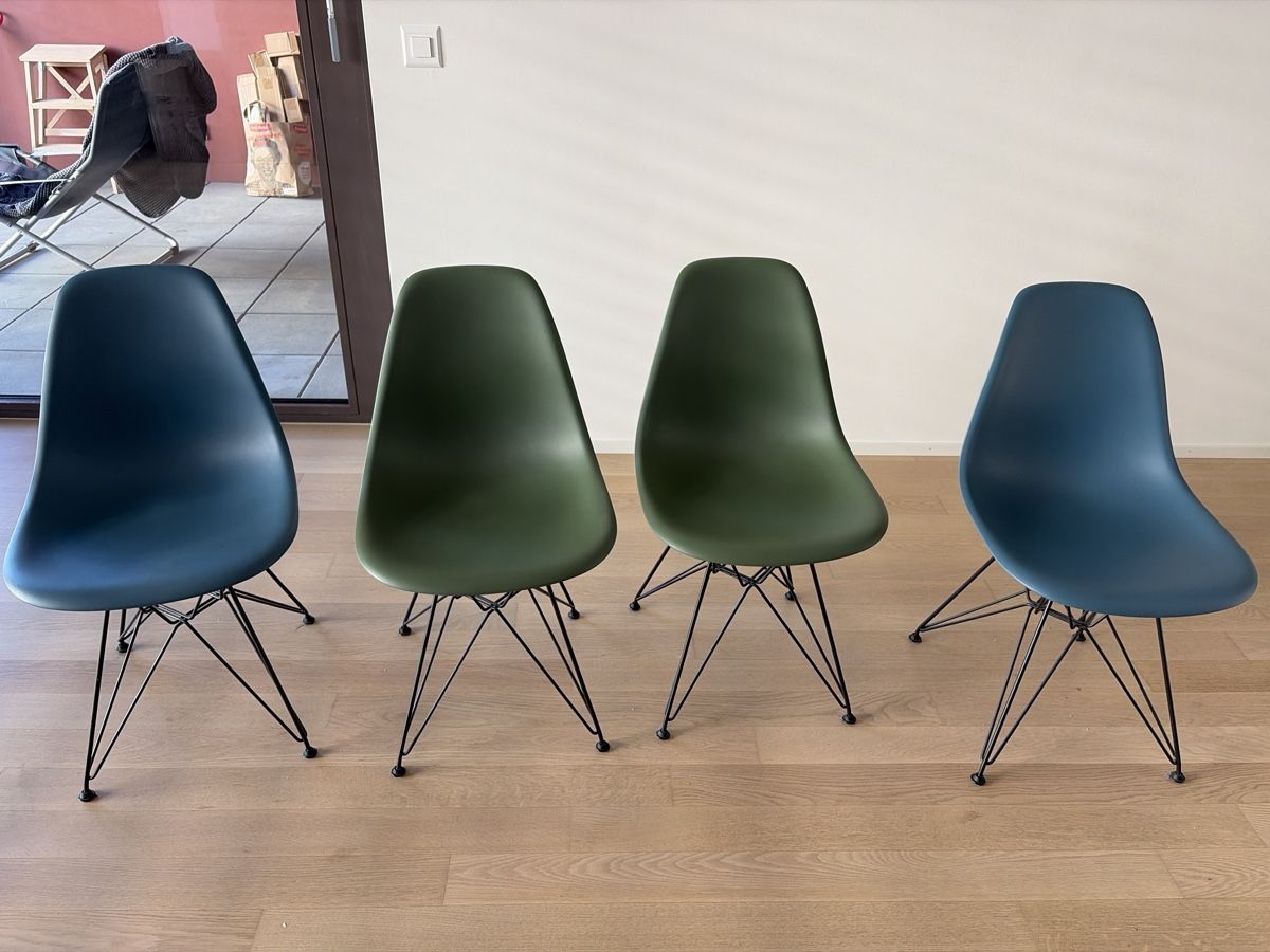 Vitra Sedie: Vitra Eames Stühle (4 Stück) – Usato da Winterthur venduto da dom_7jq2