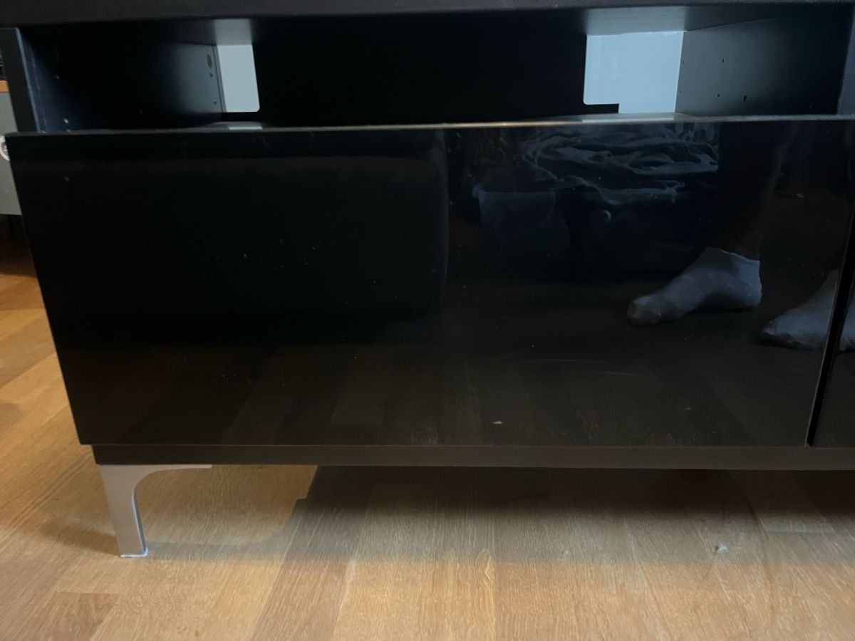 Ikea Mobili TV: TV-Möbel / Fernsehmöbel von IKEA – Usato da Meilen venduto da Master.1000 9