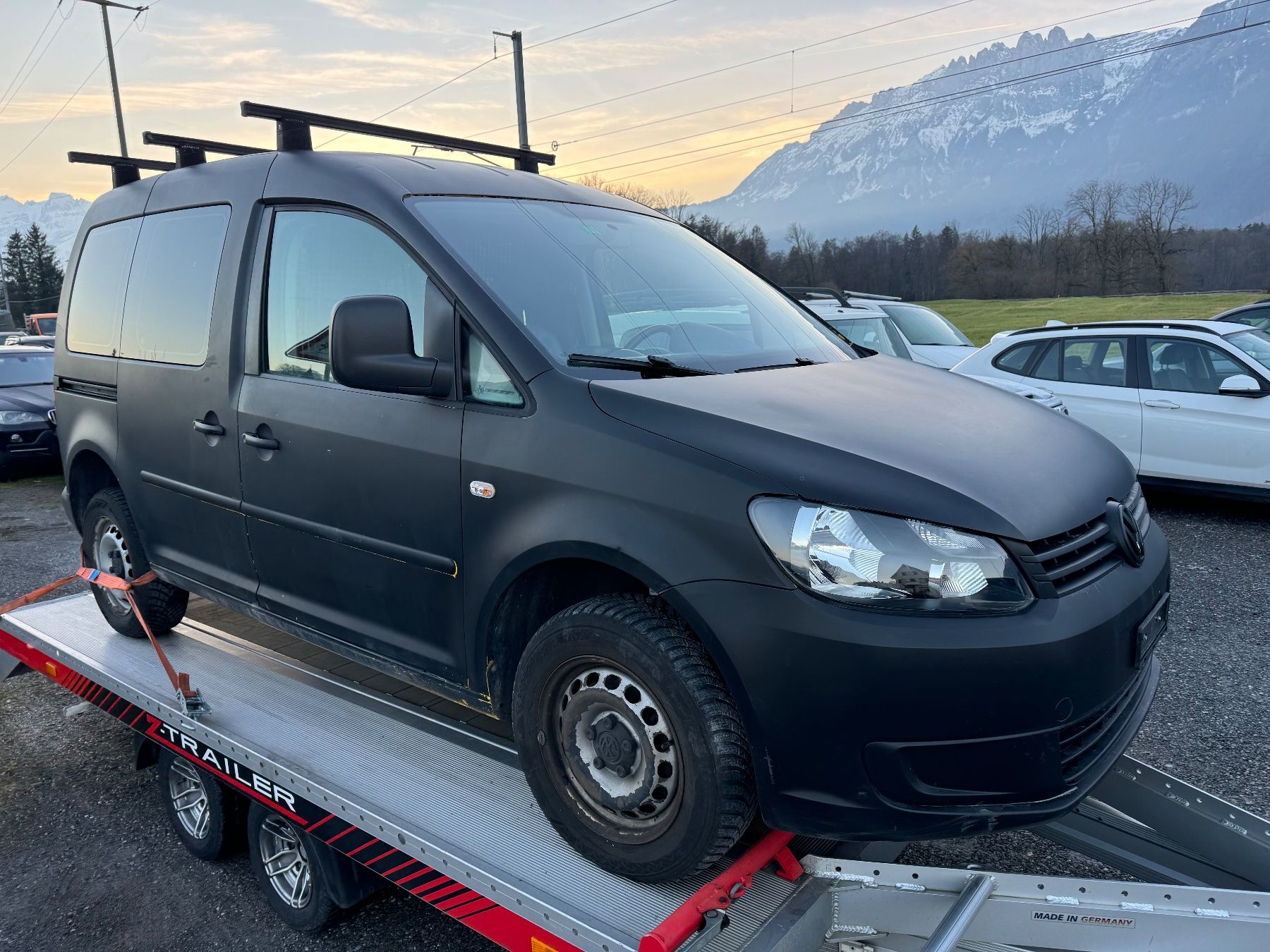 VW Veicoli commerciali: VW Caddy 4 Mot. Post 2 Plätze – Usato da Salez venduto da Vood 4
