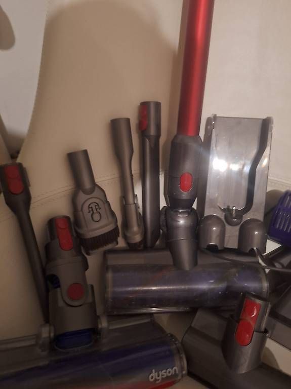 Staubsauger & Zubehör: Dyson Staubsauger – Defekt aus Madiswil von Oleander2 1
