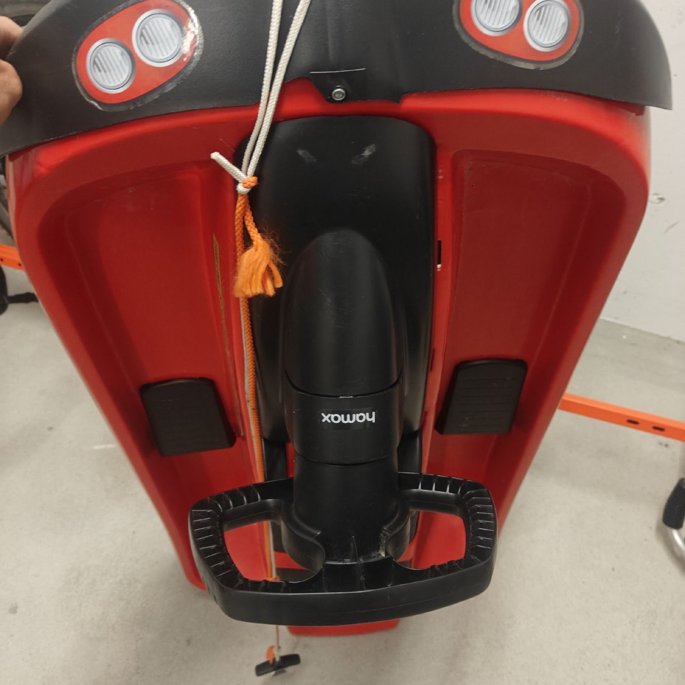 Hamax Schlitteln: Schlitten Hamax mit Lenker – Gebraucht aus Fällanden von ant_vq57