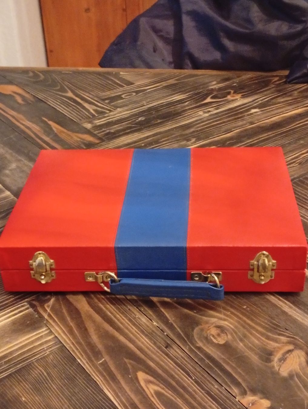 Spiele: Backgammon Set Rot/Blau 2 Spieler Vintage Spiel. – Gebraucht aus Engelburg von CH.Me 4